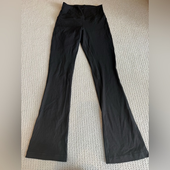lululemon athletica Pants - Lululemon high rise ribbed flare  extra  short size 4 pant